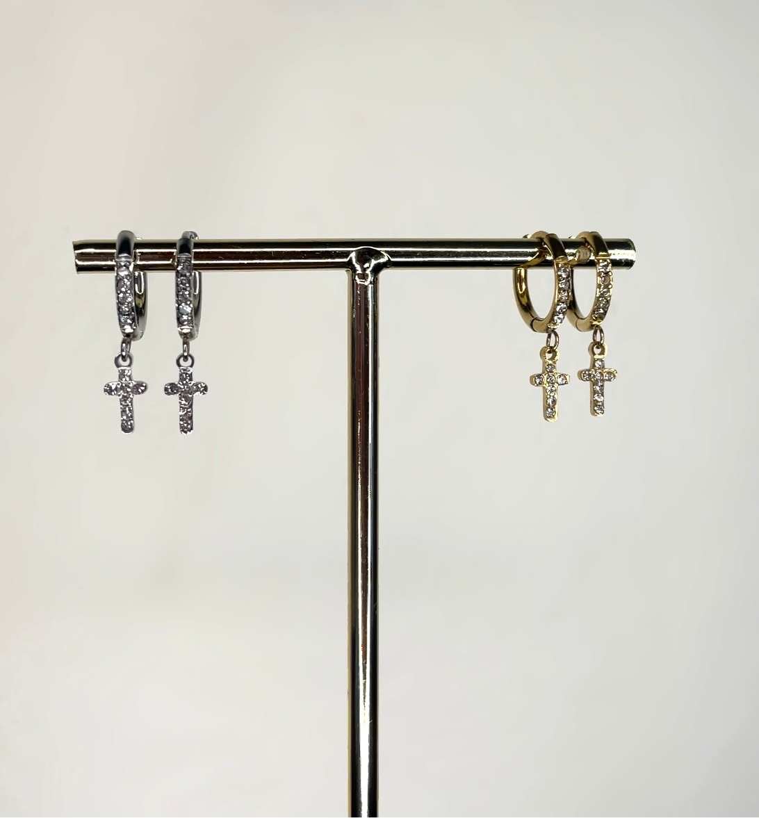 BOUCLES D'OREILLES CROIX