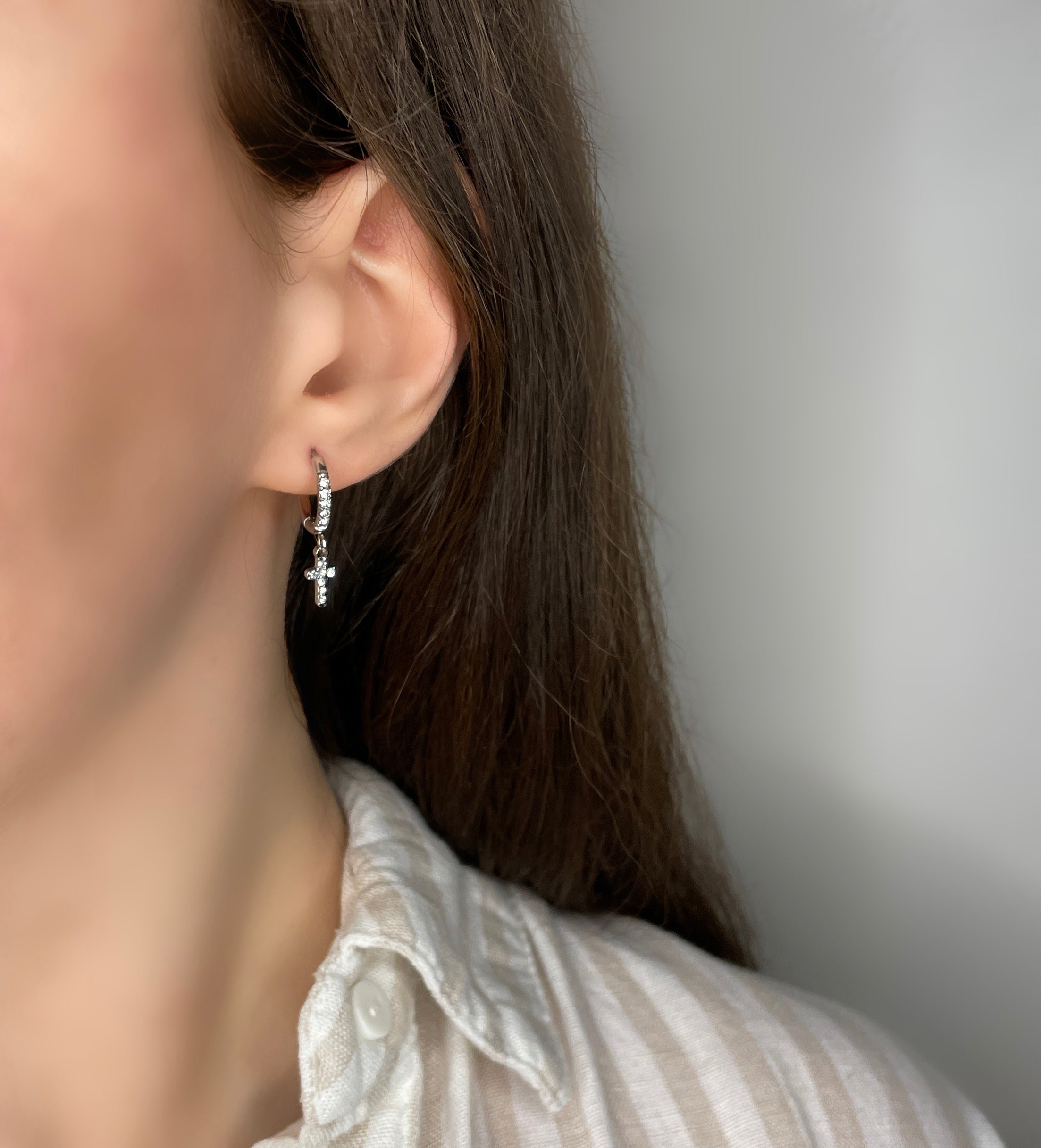 BOUCLES D'OREILLES CROIX