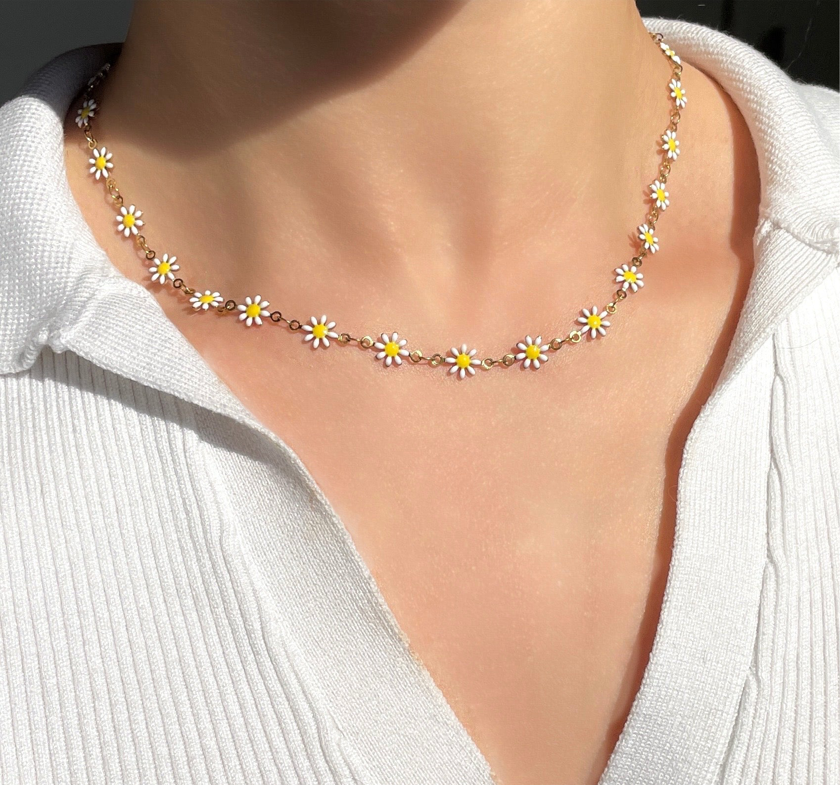 COLLIER MARGUERITE JAUNE