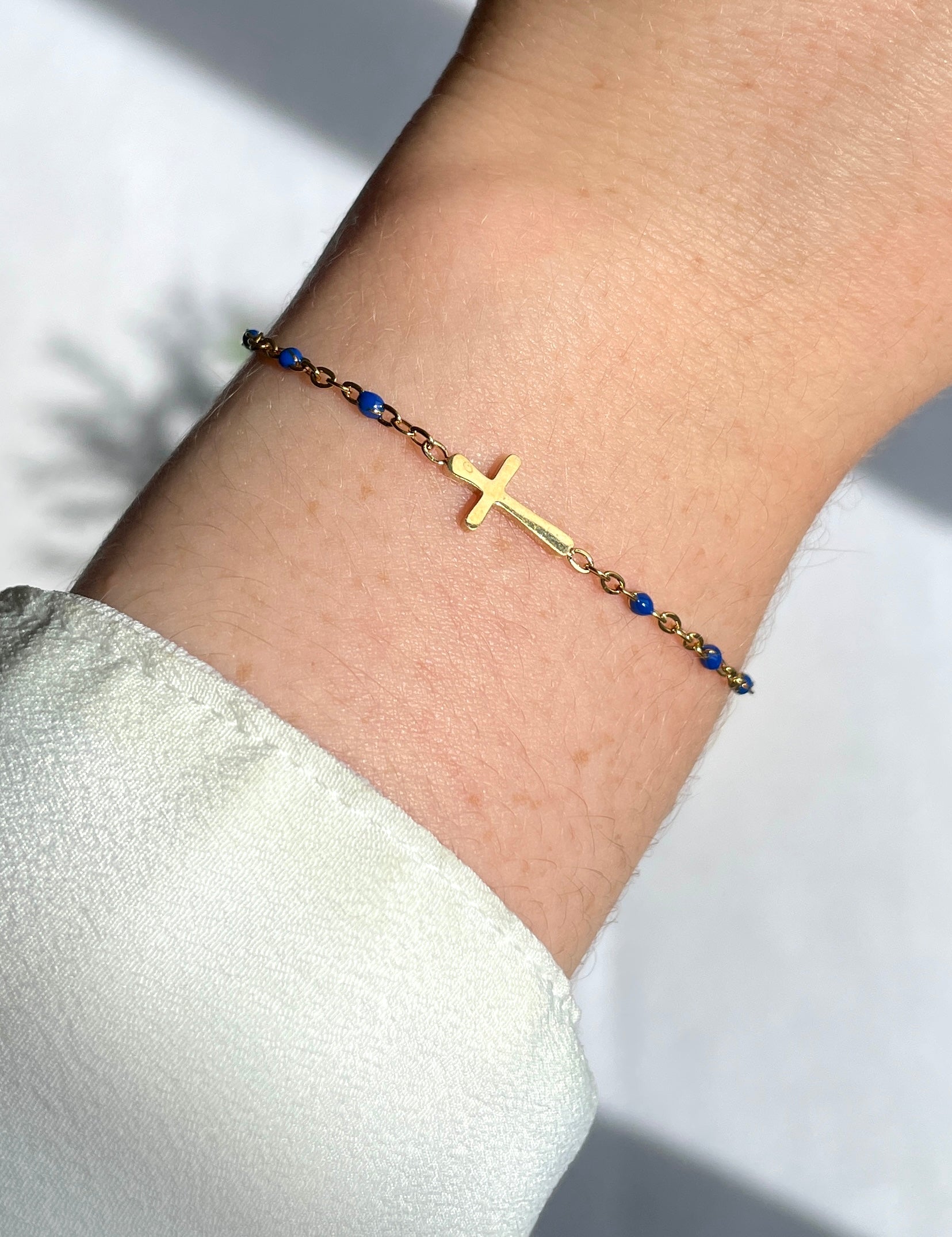 CROSS BRACELET