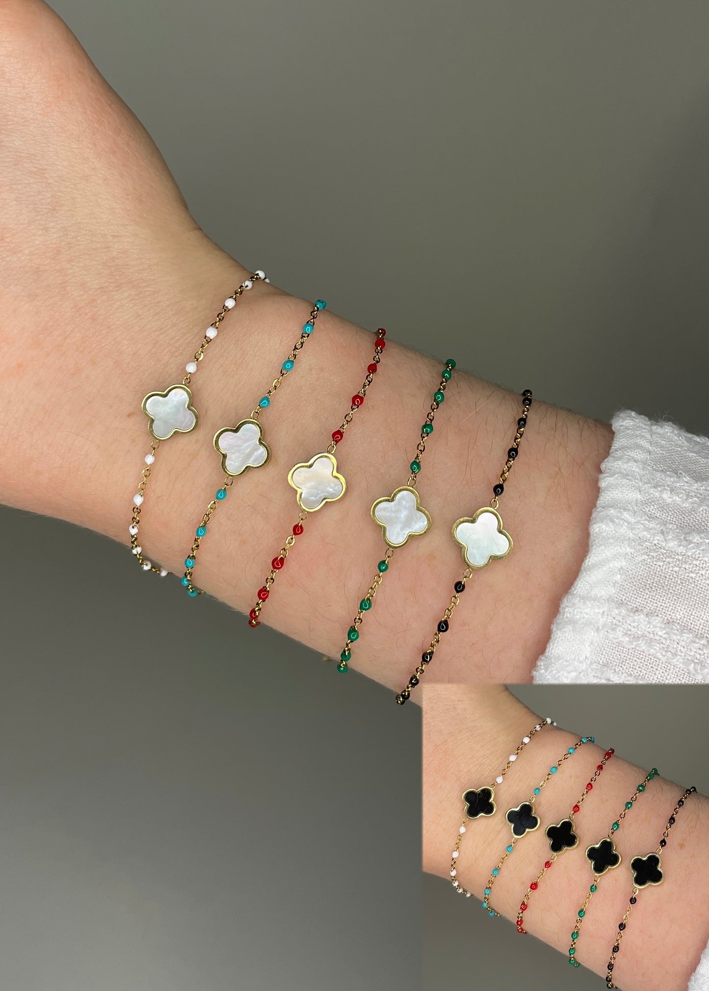 LINA BRACELET (reversible clovers: White or black side)